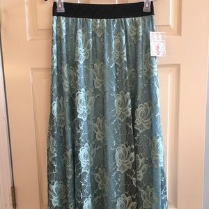 LuLaRoe Lucy skirt🥳 final price 🥳